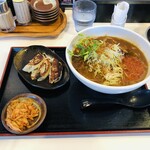 ラーメンたろう - トマトカレーらぁめん　７８０円