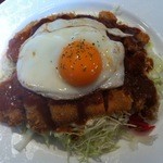 ニュー スマイル - デミカツライス