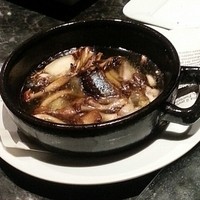 クインチチェントラーレ - きのこのガーリック煮