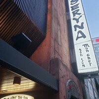 六本木モンシェルトントン - 袖看板2
