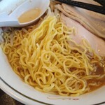 ハルピンラーメン - 麺の感じ。