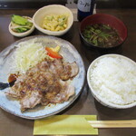 家庭料理居酒屋 よってって - 