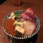 酒肴場 屯 - 海鮮丼¥500