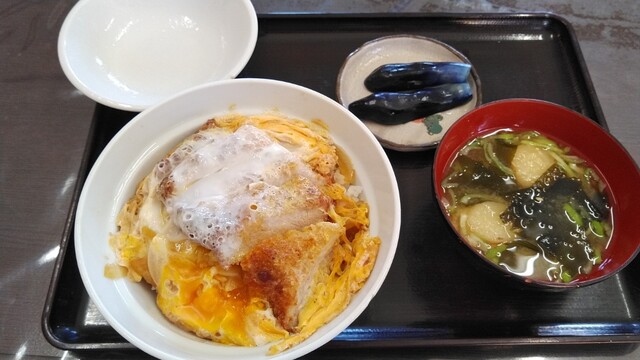 出羽（デワ） - 升形（ラーメン）の写真