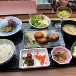 伊都の明里 - 暫く待つと注文した九州御膳２０００円の出来上がりです。