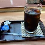 Itono Akari - 最後は食後にアイスコーヒーをいただいてこの日のランチは終了です。