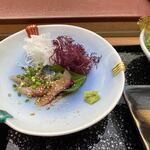 伊都の明里 - 御膳の刺身は福岡名物の「ゴマ鯖」、ただちょっとランチに出すには刺身が貧弱そうに見えますね。