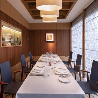 最大8名様までご利用いただけるプライベートな空間