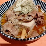 nikudoufutoremonsawa-taishuushokudouyasubee - 肉豆腐 白 399円 普通