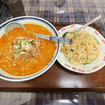 Taiwan Ryourifu Kuryuu Kyo - 坦々麺とニンニクチャーハンセット