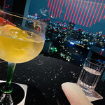 DINING & BAR TABLE 9 TOKYO - 