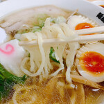 麺屋 ようすけ - 青竹打ちの麺