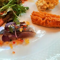 Eccomi - キラキラ宝石みたいな野菜を散りばめた炙りサバのマリネ、トリッパのトマト煮込みも柔らかくジュワジュワ溢れる旨味の虜に♪