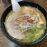 Ramen Shin - こってり 醤油豚骨 大盛り 850円