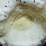 中村屋旅館 - バナナ氷の中身