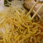 七麺鳥 - 味噌ラーメンの方が太麺です！