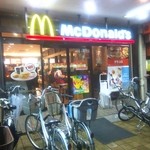 McDonalds - 竹ノ塚駅ロータリー
