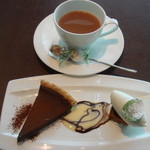 天空LOUNGE TOP of TREE - デザートとミルクティ