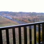 手打蕎麦眞 - 窓の外はJR中央線