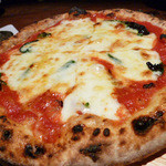 ラ ココリコ - マルゲリータ　１８ｃｍ　６８３円