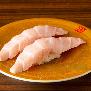 市場から仕入れる四季折々の鮮魚◎定番からオススメまで