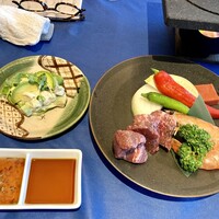 ロテルド比叡 - 牛フィレ肉と海老・季節野菜、アボカドと湯葉のサラダ