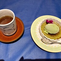 ロテルド比叡 - グリーンティのクリームブリュレと抹茶アイス