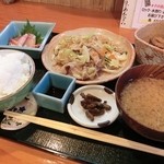 菜遊季 きんよね - 豚とキャベツに味噌炒め定食