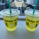 レモネード バイ レモニカ - ドリンク写真:初めての利用だったんでメニューの人気NO1とNO2のレモネードをお持ち帰りです。