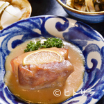 Urashima - トロリとした味わいが口に広がる『ラフテー（三枚肉角煮）』