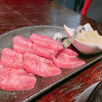 牛牛 西麻布 総本店 - 