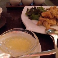 南園 - 鶏肉のぶつ切り 2700円