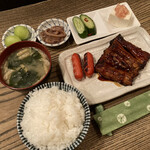 串焼家　まる房ず - うなぎ定食1,100円