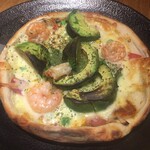 かちかちレモンサワー×野菜巻き串工房 ひかり - アボカドエビpizza