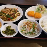 中国料理 長江 - 日替りの野菜炒めランチ/780円