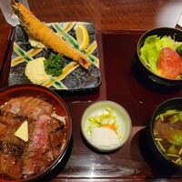 赤坂 津つ井 総本店 - 
