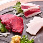 [Recommended] ≪Direct delivery from Kumamoto≫ Assortment of 3 types of horse sashimi