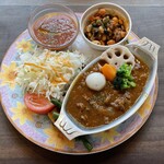 ABC食堂 - 料理写真:本日のランチ、牛すじカレー