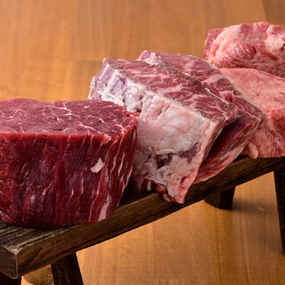 The “Legendary Mori” is 5,980 yen and you will be surprised by the thickness and tenderness of the meat!