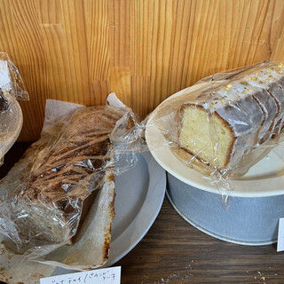 カフェ&ビービー グリ_1