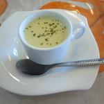 BISTRO & CAFE Peche - ワンプレートランチのさつまいものスープ