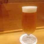 Mitaka - 酸味のあるビール。この香りはペールエールかな？
