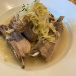 Bistro Hutte - ランチ ラムスペアリブの白ワイン煮 シュークルート添え