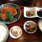 春草 - 【ランチ】鶏と豆腐のハンバーグ風照り焼き