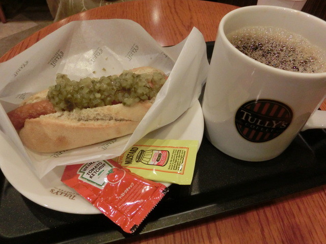 TULLY'S COFFEE Kanamachi Eki Minamiguchi Ten photo 5