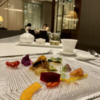 カントニーズ 燕 - 