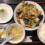 香味園 - 八宝菜定食