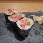 なだ万 - たくトロ巻き