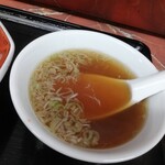 中華楼 - 付属のスープ