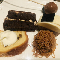 ロビーラウンジ 「マーブルラウンジ」 ヒルトン東京 - 